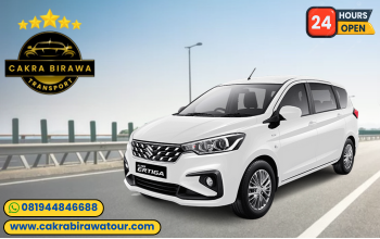Sewa mobil Malang New Ertiga elegan dan nyaman cocok untuk liburan keluarga dan perjalanan kantor.