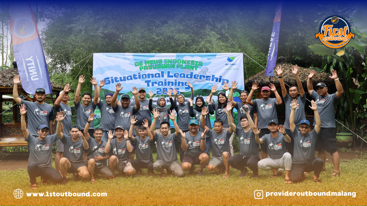 Ekspresi kegembiraan karyawan setelah menyelesaikan program outbound