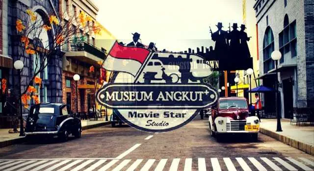 Destinasi wisata keluarga populer di Malang dan Batu seperti Jatim Park Museum Angkut BNS Selecta Eco Green Park dan San Terra
