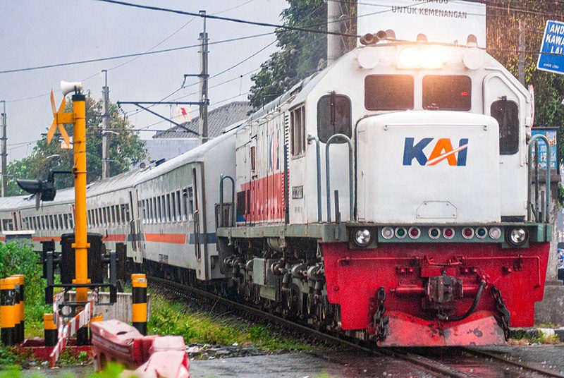 Kereta api Surabaya Malang