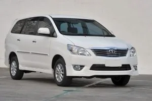 Sewa Innova Grand
