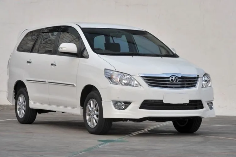 Sewa Innova Grand
